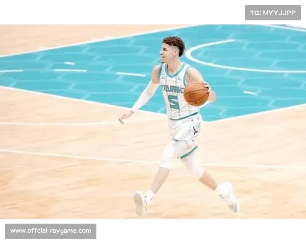 雷霆青年军客场挑战黄蜂，亚历山大与鲍尔新星对决