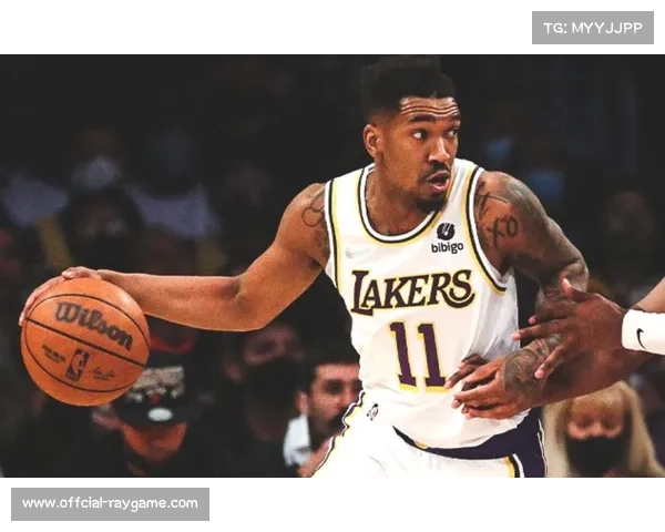 蒙克暴扣点燃主场，国王替补席反应成表情包素材